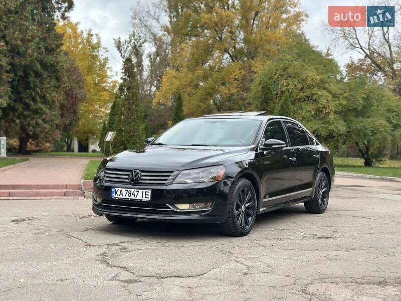 Седан Volkswagen Passat 2011 в Киеве