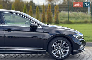 Седан Volkswagen Passat 2020 в 