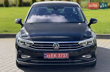 Седан Volkswagen Passat 2020 в 