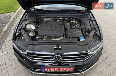 Седан Volkswagen Passat 2020 в 
