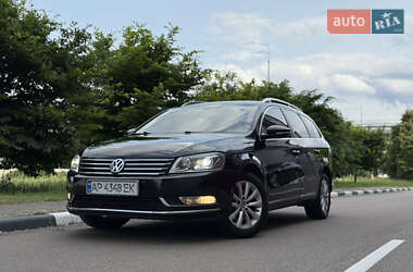 Универсал Volkswagen Passat 2014 в Киеве