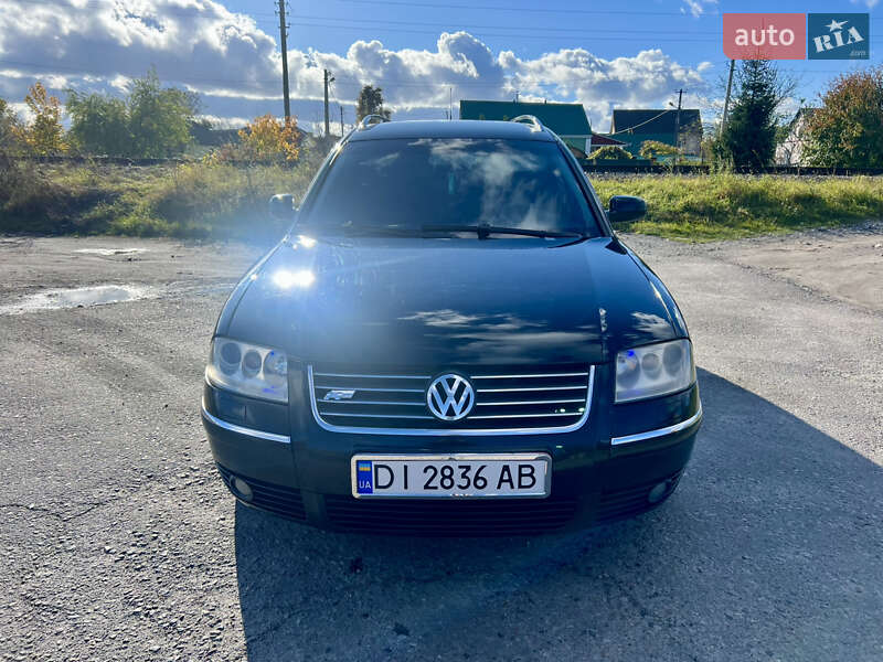 Универсал Volkswagen Passat 2003 в Звягеле
