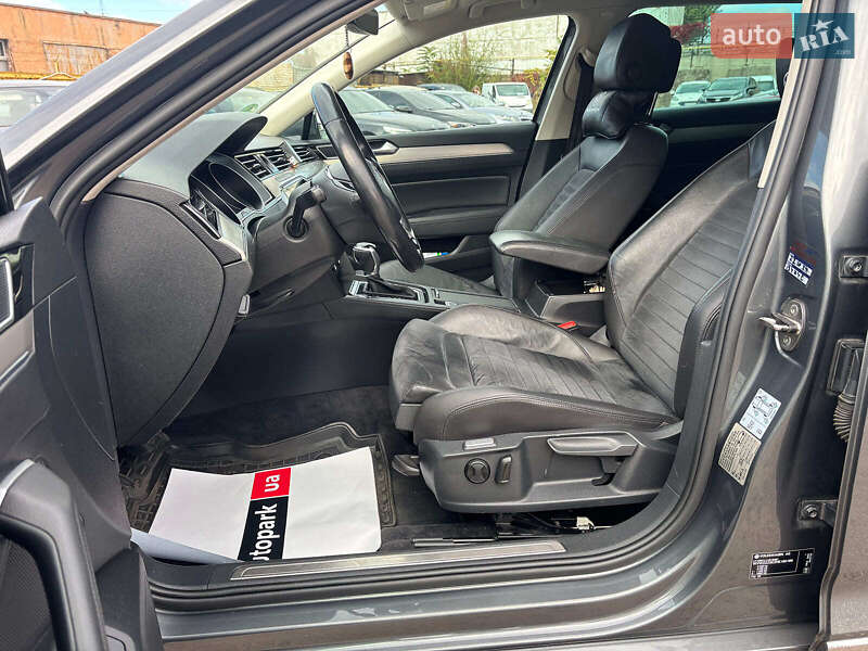 Універсал Volkswagen Passat 2017 в Запоріжжі