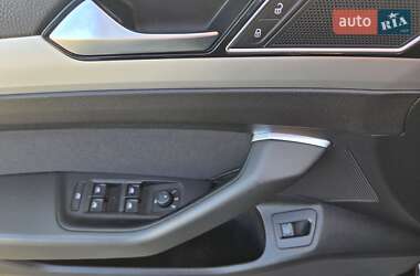 Универсал Volkswagen Passat 2015 в 