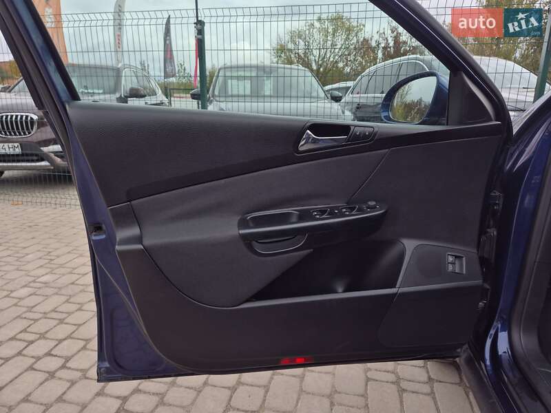 Универсал Volkswagen Passat 2006 в Бердичеве