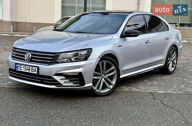 Седан Volkswagen Passat 2018 в Дніпрі