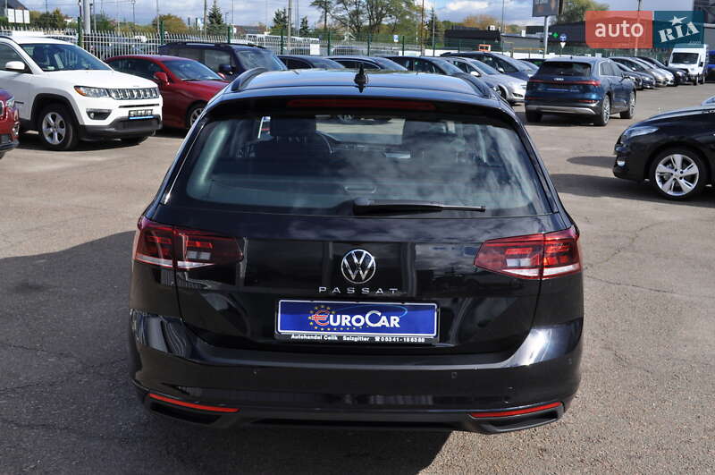 Универсал Volkswagen Passat 2022 в Киеве
