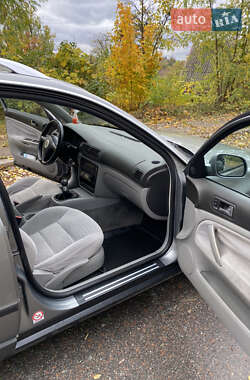 Универсал Volkswagen Passat 2003 в 