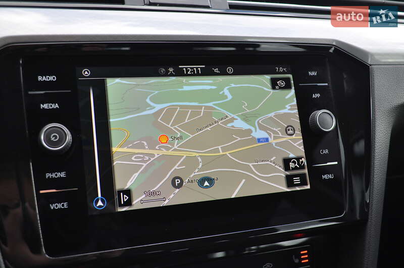 Универсал Volkswagen Passat 2022 в Киеве