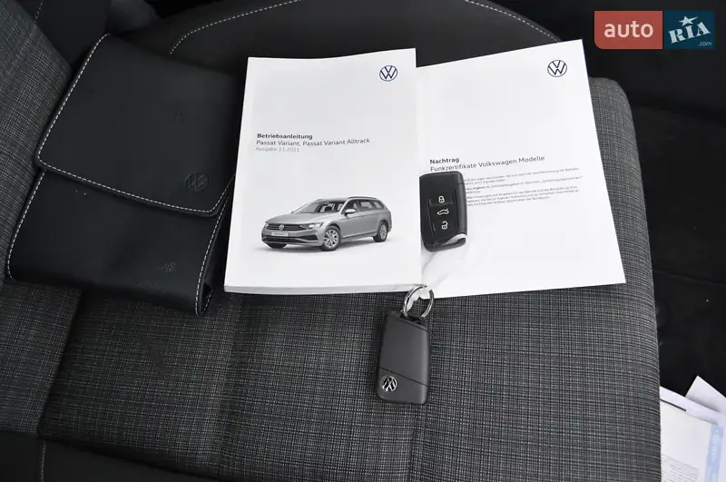 Универсал Volkswagen Passat 2022 в Киеве документ