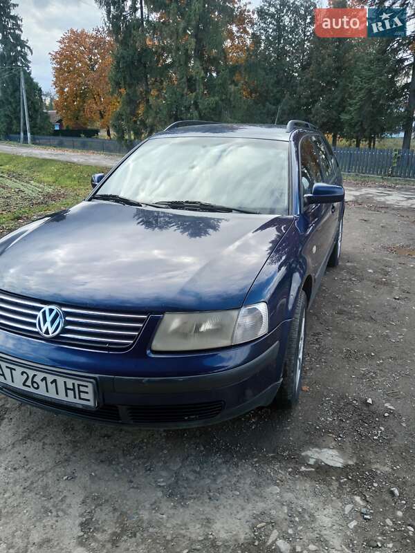 Универсал Volkswagen Passat 2000 в Коломые