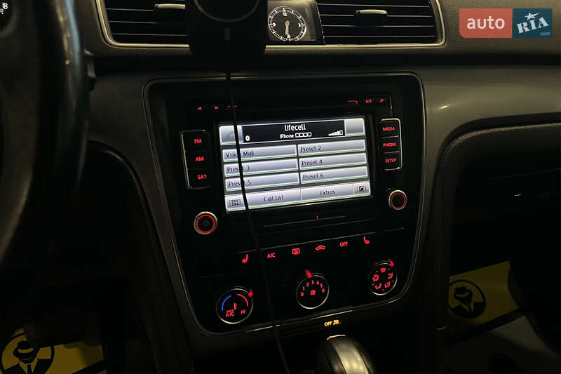 Седан Volkswagen Passat 2015 в Шептицькому