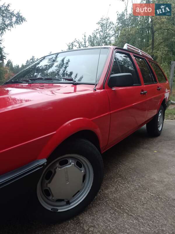 Универсал Volkswagen Passat 1987 в Житомире