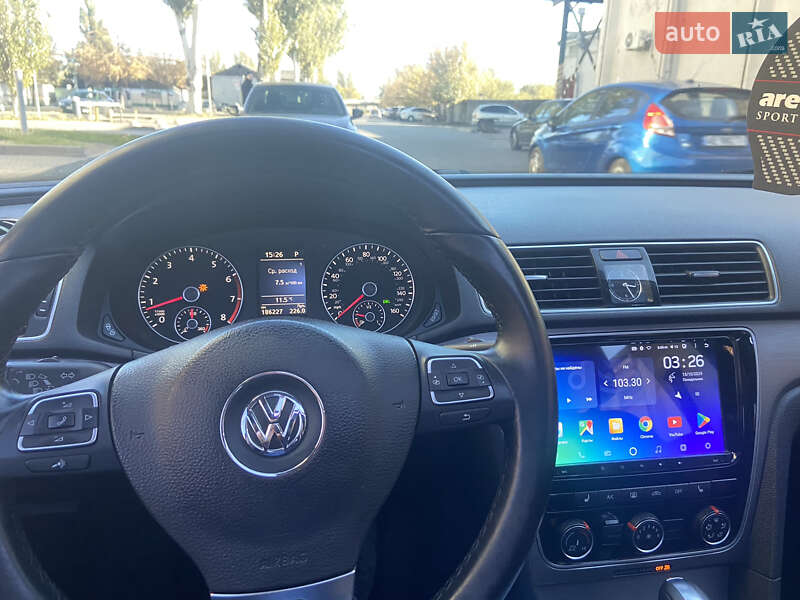 Седан Volkswagen Passat 2014 в Днепре фото 10 Седан Volkswagen Passat 2014 в Днепре