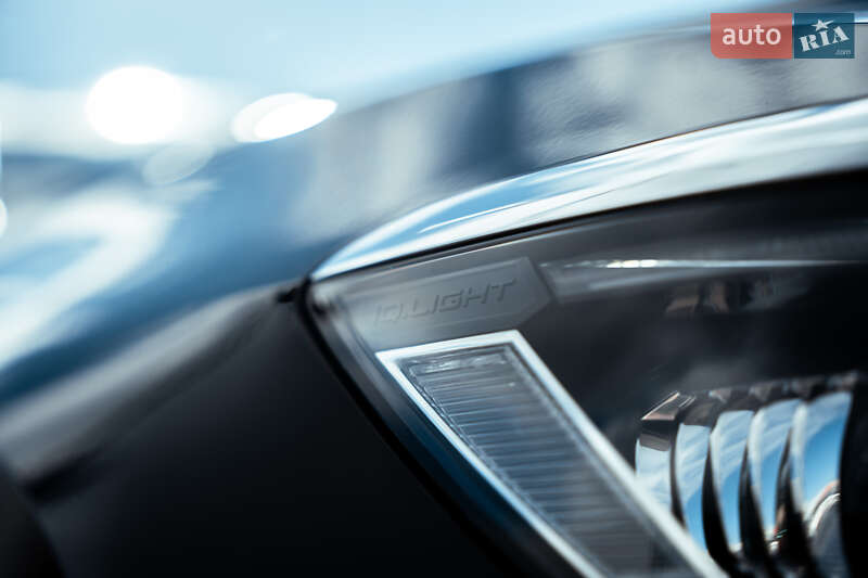 Универсал Volkswagen Passat 2021 в Киеве