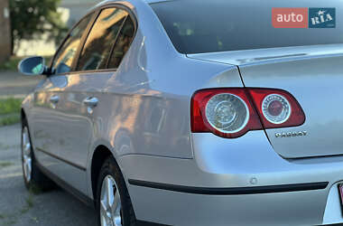Седан Volkswagen Passat 2006 в 