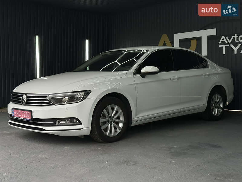 Седан Volkswagen Passat 2016 в Тячеве фото 10 Седан Volkswagen Passat 2016 в Тячеве