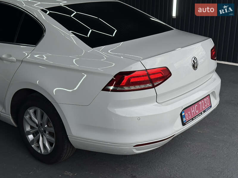 Седан Volkswagen Passat 2016 в Тячеве фото 25 Седан Volkswagen Passat 2016 в Тячеве