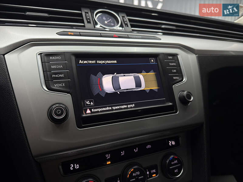 Седан Volkswagen Passat 2016 в Тячеве фото 39 Седан Volkswagen Passat 2016 в Тячеве