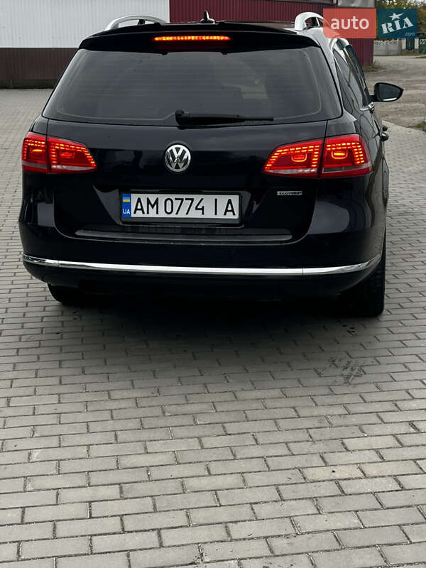 Універсал Volkswagen Passat 2012 в Малині