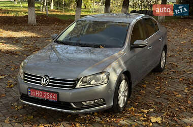 Седан Volkswagen Passat 2013 в 