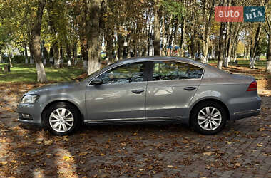 Седан Volkswagen Passat 2013 в 