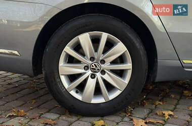 Седан Volkswagen Passat 2013 в 