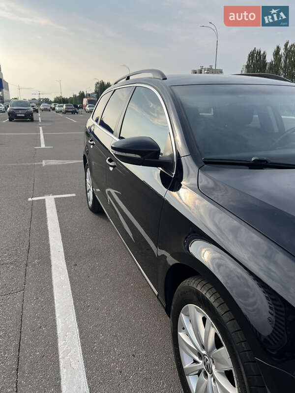Универсал Volkswagen Passat 2013 в Черкассах