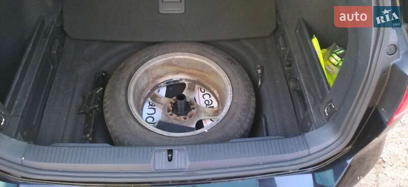 Универсал Volkswagen Passat 2018 в Киеве