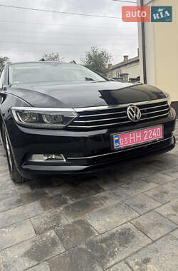 Універсал Volkswagen Passat 2019 в Рівному