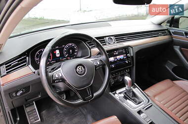 Седан Volkswagen Passat 2018 в 