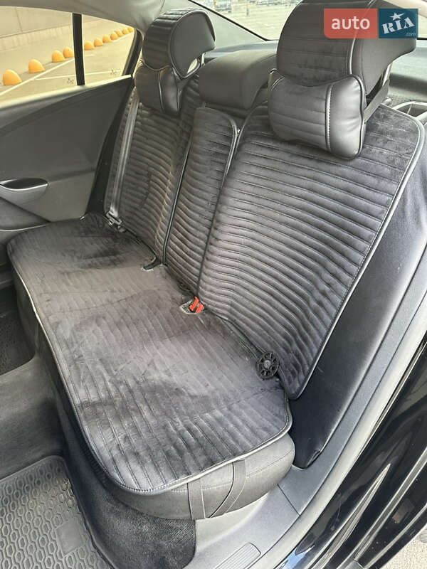 Седан Volkswagen Passat 2009 в Киеве фото 26 Седан Volkswagen Passat 2009 в Киеве