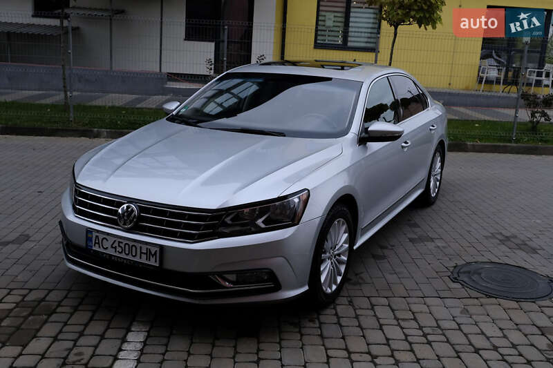 Седан Volkswagen Passat 2016 в Луцьку