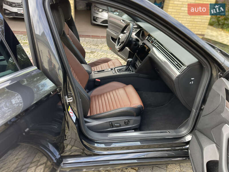 Универсал Volkswagen Passat 2021 в Южном