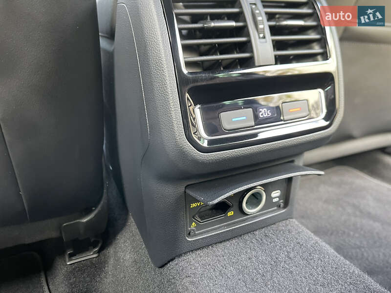 Универсал Volkswagen Passat 2021 в Южном