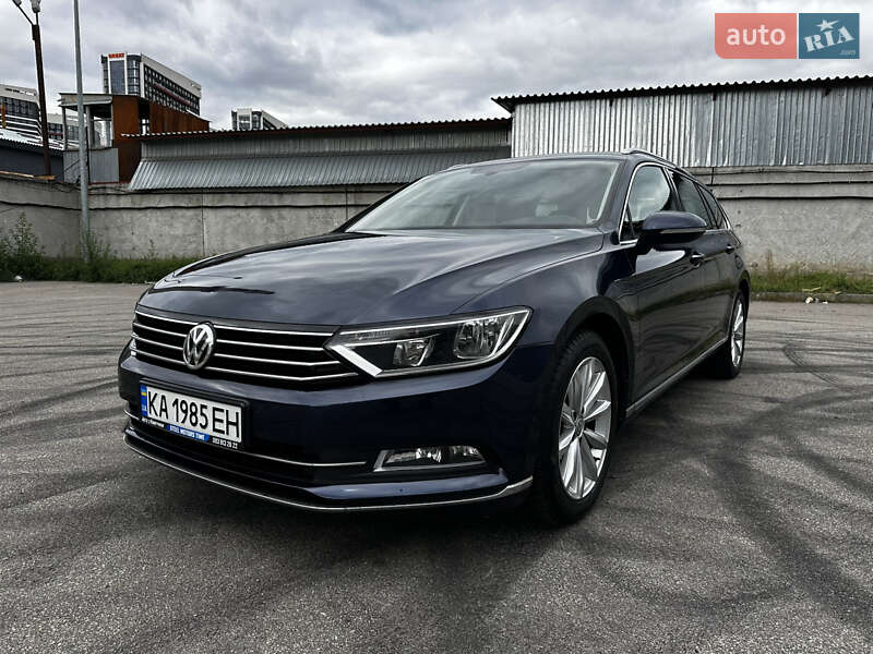 Универсал Volkswagen Passat 2015 в Киеве