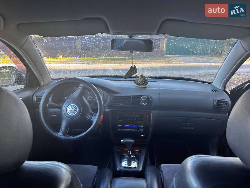 Седан Volkswagen Passat 2004 в Вышгороде фото 14 Седан Volkswagen Passat 2004 в Вышгороде