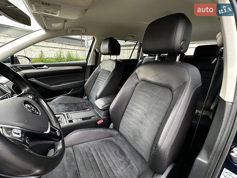 Универсал Volkswagen Passat 2015 в Киеве