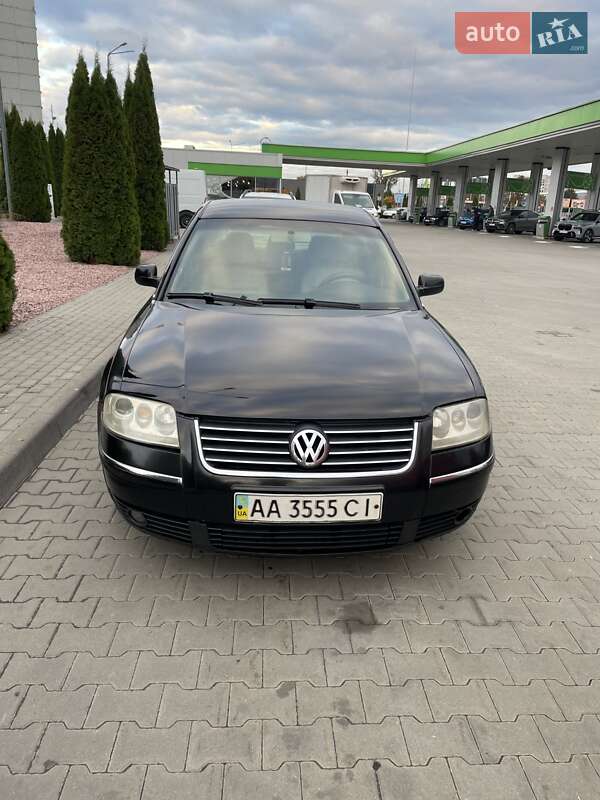 Седан Volkswagen Passat 2001 в 