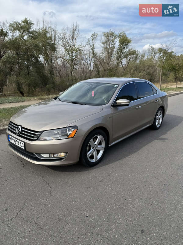 Седан Volkswagen Passat 2015 в Запорожье