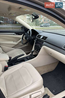 Седан Volkswagen Passat 2015 в 