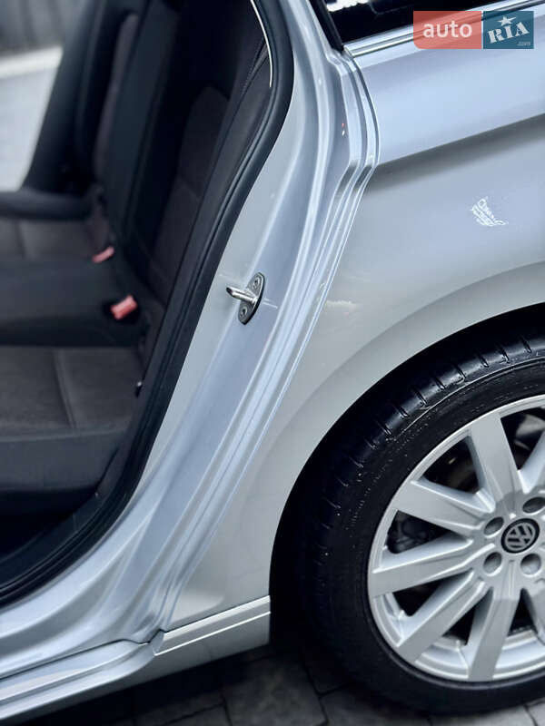 Універсал Volkswagen Passat 2015 в Міжгір'ї