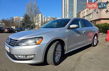 Седан Volkswagen Passat 2014 в 