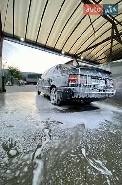 Седан Volkswagen Passat 1988 в Ужгороде