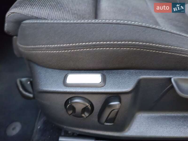 Универсал Volkswagen Passat 2016 в Звягеле