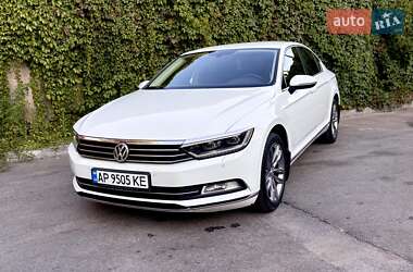 Седан Volkswagen Passat 2016 в Виннице