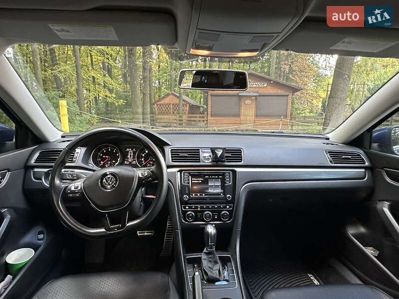 Седан Volkswagen Passat 2017 в Вінниці
