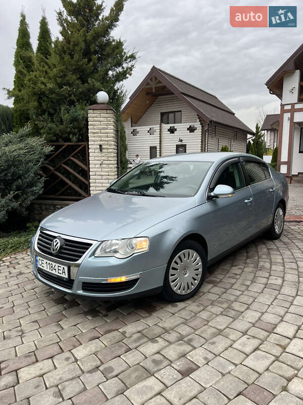 Седан Volkswagen Passat 2005 в 