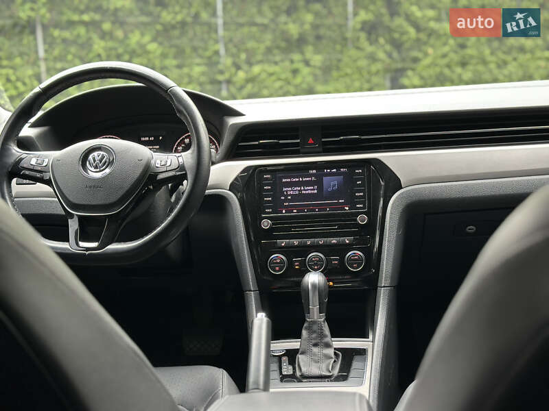 Седан Volkswagen Passat 2019 в Киеве фото 16 Седан Volkswagen Passat 2019 в Киеве
