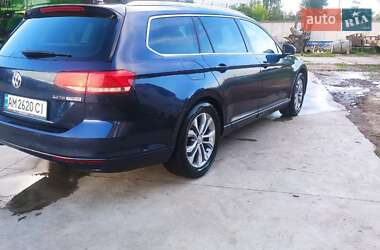 Універсал Volkswagen Passat 2015 в  фото 5 Універсал Volkswagen Passat 2015 в